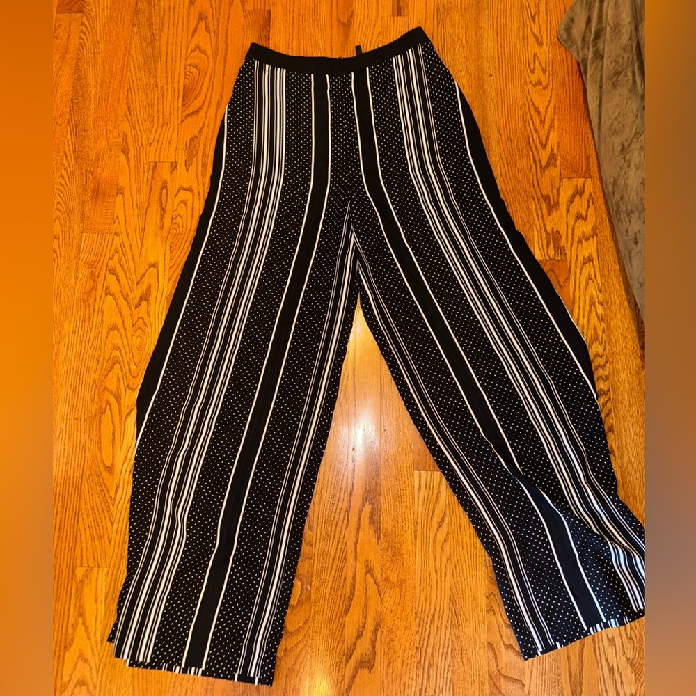 BCBGMaxAzria Black and White Patterned Wide Leg Pants